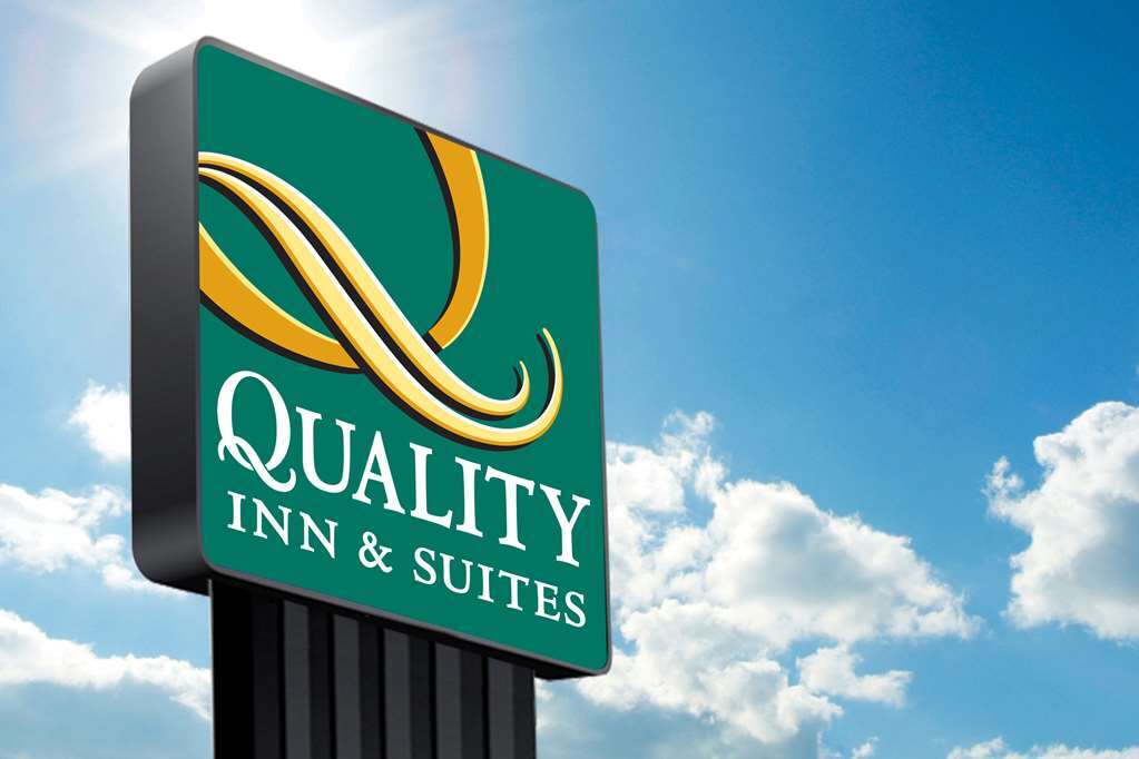 Quality Inn & Suites Silverdale Bangor-Keyport Экстерьер фото